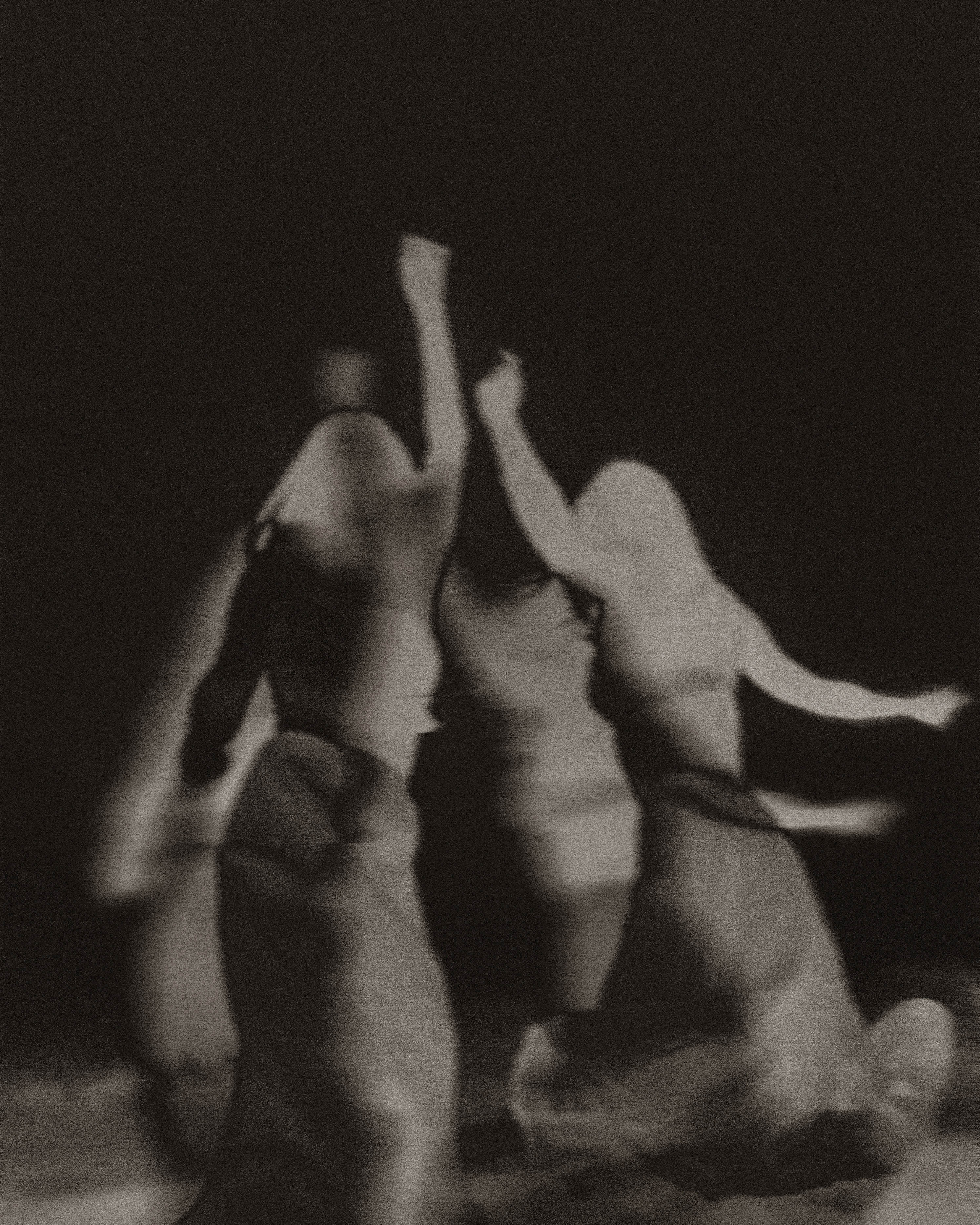 BLURRED STATES  MONO — 008